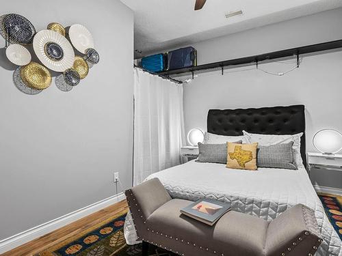 2753 Grandview Hts, Merritt, BC - Indoor Photo Showing Bedroom