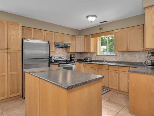 112 Round Lake Road, Princeton, BC - Indoor Photo Showing Kitchen With Double Sink