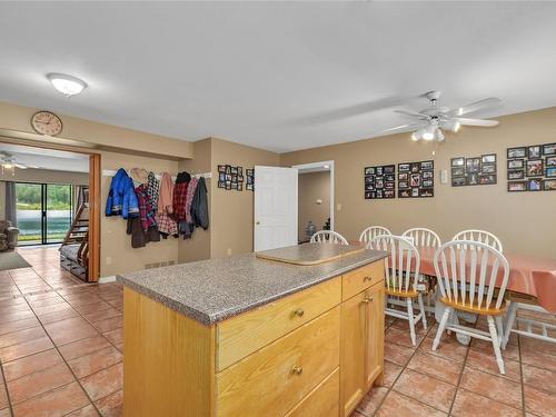 112 Round Lake Road, Princeton, BC - Indoor Photo Showing Dining Room