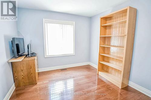 1031 Shaw Drive, Mississauga, ON - Indoor Photo Showing Other Room