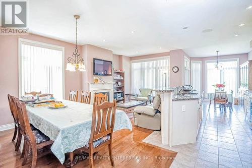 1031 Shaw Drive, Mississauga, ON - Indoor Photo Showing Dining Room