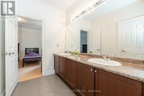 4 Landview Road, Brampton (Toronto Gore Rural Estate), ON - Indoor Photo Showing Bathroom