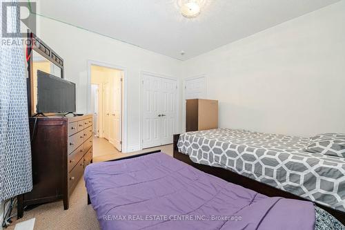 4 Landview Road, Brampton (Toronto Gore Rural Estate), ON - Indoor Photo Showing Bedroom