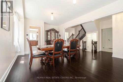 4 Landview Road, Brampton (Toronto Gore Rural Estate), ON - Indoor Photo Showing Dining Room