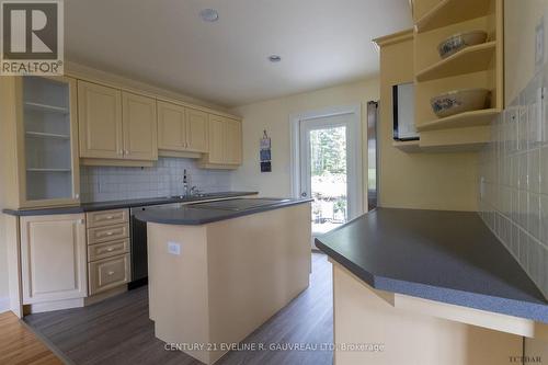 163 Murphy Mill Road, Latchford, ON - Indoor Photo Showing Kitchen