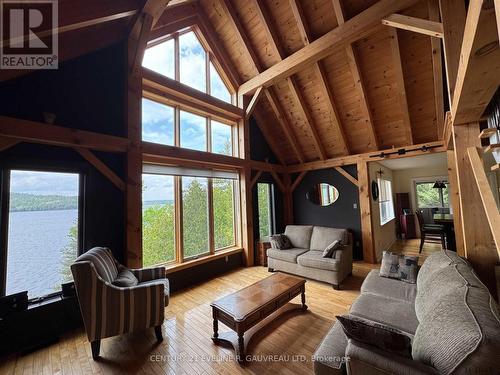 163 Murphy Mill Road, Latchford, ON - Indoor Photo Showing Living Room