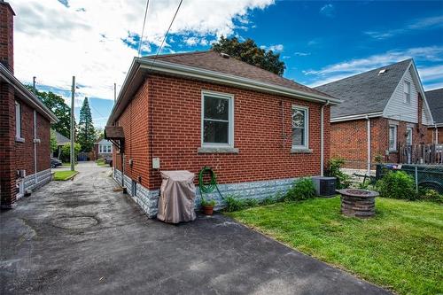 77 Barons Avenue S, Hamilton, ON - Outdoor With Exterior