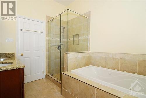 15 Bedford Crescent, Ottawa, ON - Indoor Photo Showing Bathroom