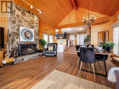 157 Zorra Drive, Tobermory, ON - Indoor With Fireplace