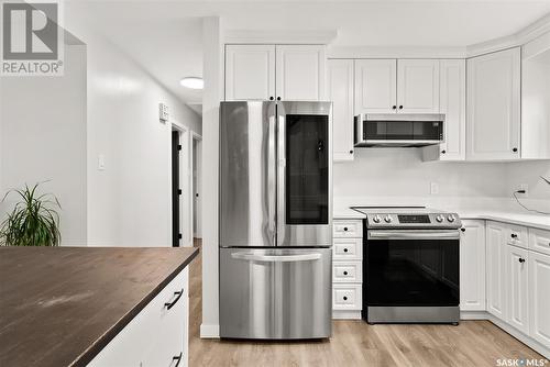 66 Haultain Crescent, Regina, SK - Indoor Photo Showing Kitchen With Stainless Steel Kitchen