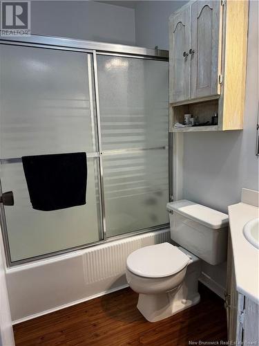 748 Canada Road, Edmundston, NB - Indoor Photo Showing Bathroom