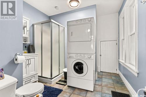 2056 King Street, Regina, SK - Indoor Photo Showing Laundry Room