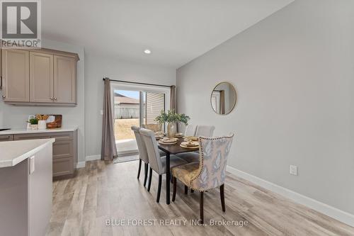 14 Vida Street, Chatham-Kent, ON - Indoor Photo Showing Dining Room