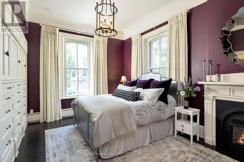 62 Bond Street W, Kawartha Lakes, ON - Indoor Photo Showing Bedroom