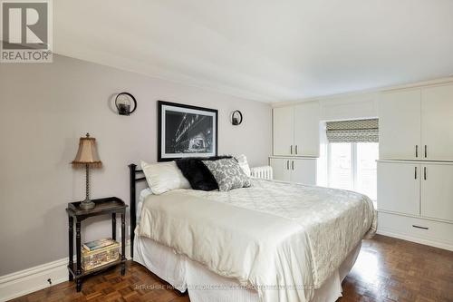 62 Bond Street W, Kawartha Lakes, ON - Indoor Photo Showing Bedroom