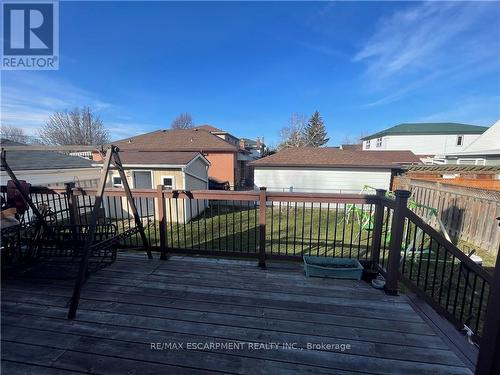 907 Fennell Avenue E, Hamilton, ON - Outdoor With Deck Patio Veranda