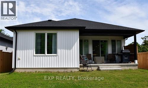 207 Essex Street, Sarnia, ON - Outdoor