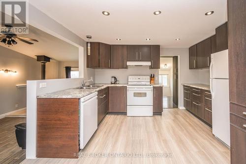 25 Sharpe Avenue, Welland, ON - Indoor Photo Showing Kitchen With Double Sink