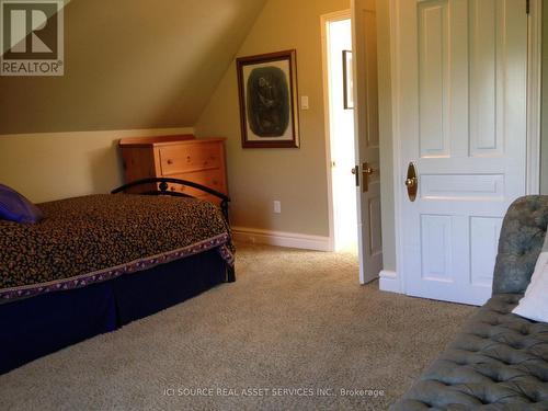 25 Beaconsfield Avenue, London, ON - Indoor Photo Showing Bedroom