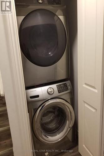 729 Thompson Road S, Milton, ON - Indoor Photo Showing Laundry Room
