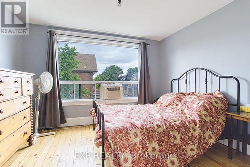 579 Wilson Street, Hamilton, ON - Indoor Photo Showing Bedroom