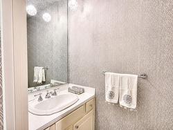 Powder room - 