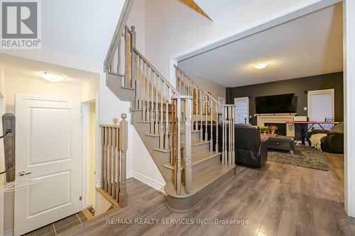 184 Hutchinson Drive, New Tecumseth, ON - Indoor Photo Showing Other Room