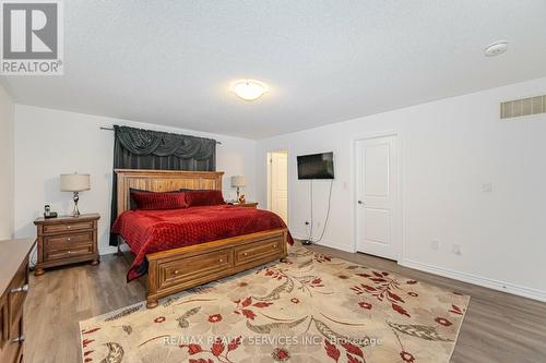 184 Hutchinson Drive, New Tecumseth, ON - Indoor Photo Showing Bedroom