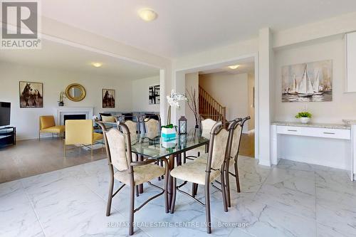 1623 Corsal Court, Innisfil, ON - Indoor Photo Showing Dining Room