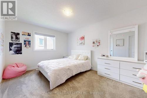 1623 Corsal Court, Innisfil, ON - Indoor Photo Showing Bedroom