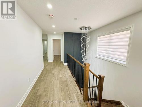 40 Sparkle Drive, Thorold, ON - Indoor Photo Showing Other Room