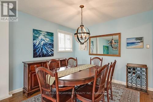 689 Ardleigh Crescent, Burlington, ON - Indoor Photo Showing Dining Room