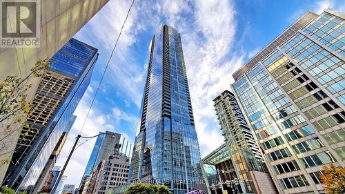 2803 - 180 University Avenue, Toronto (Bay Street Corridor), ON - Outdoor With Facade