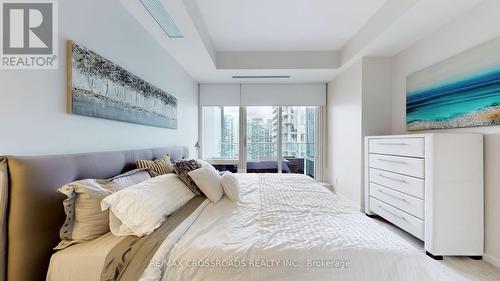 2803 - 180 University Avenue, Toronto (Bay Street Corridor), ON - Indoor Photo Showing Bedroom