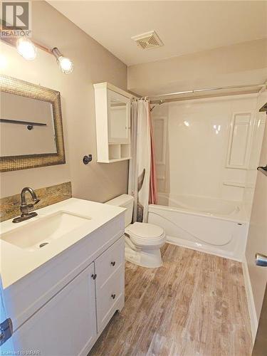 90 Brembel Street, Kitchener, ON - Indoor Photo Showing Bathroom