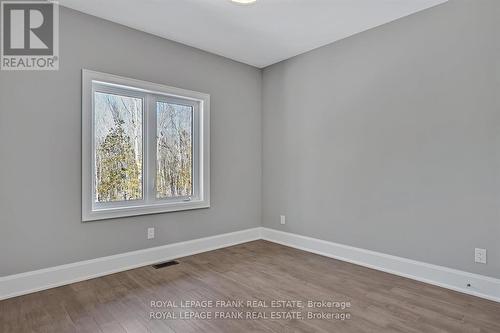 580 Patterson Road, Kawartha Lakes, ON - Indoor Photo Showing Other Room