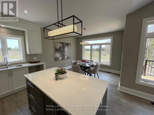 580 Patterson Road, Kawartha Lakes, ON - Indoor Photo Showing Dining Room