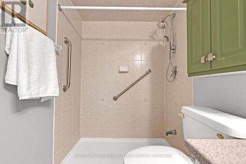 321 - 61 Clarington Boulevard, Clarington, ON - Indoor Photo Showing Bathroom