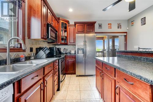 169 Branton Crescent, Tecumseh, ON - Indoor Photo Showing Kitchen With Double Sink