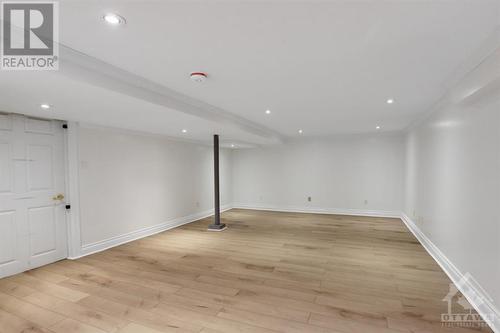 381 Leighton Terrace, Ottawa, ON - Indoor Photo Showing Other Room