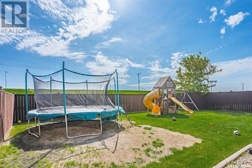 238 Sutter Place, Saskatoon, SK - Outdoor With Backyard