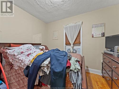 5929-39 Wyandotte, Windsor, ON - Indoor Photo Showing Bedroom