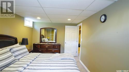 22 Slinn Bay, Regina, SK - Indoor Photo Showing Bedroom