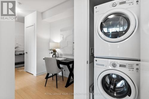3007 - 10 Park Lawn Road, Toronto, ON - Indoor Photo Showing Laundry Room