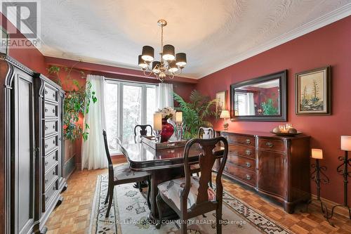 247 Harris Avenue, Richmond Hill, ON - Indoor Photo Showing Dining Room