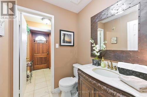 247 Harris Avenue, Richmond Hill, ON - Indoor Photo Showing Bathroom