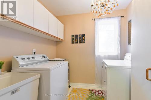 247 Harris Avenue, Richmond Hill, ON - Indoor Photo Showing Laundry Room