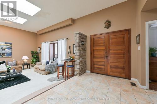 247 Harris Avenue, Richmond Hill, ON - Indoor