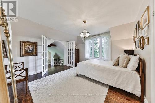 2154 Abbotswood Court, Mississauga, ON - Indoor Photo Showing Bedroom