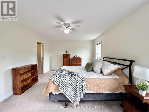 107 Victoria Avenue, Belleville, ON - Indoor Photo Showing Bedroom